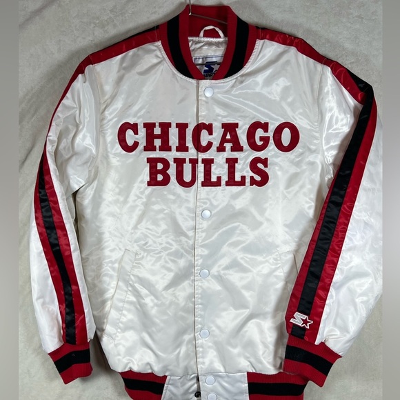 INSANE STARTER Vintage Small Chicago Bulls White and Red Varsity Jacket - Picture 2 of 10